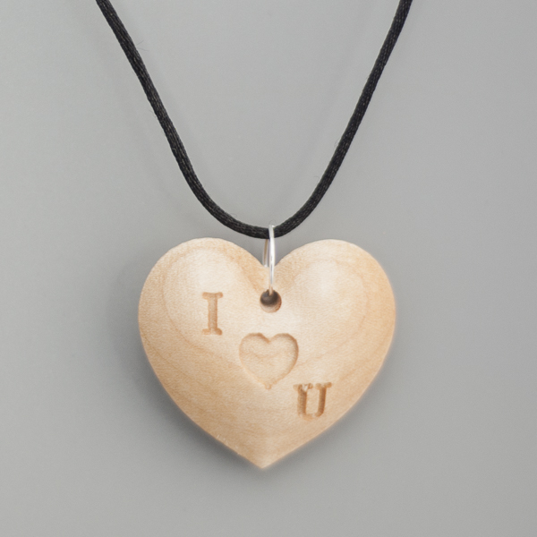I (heart) U Necklace